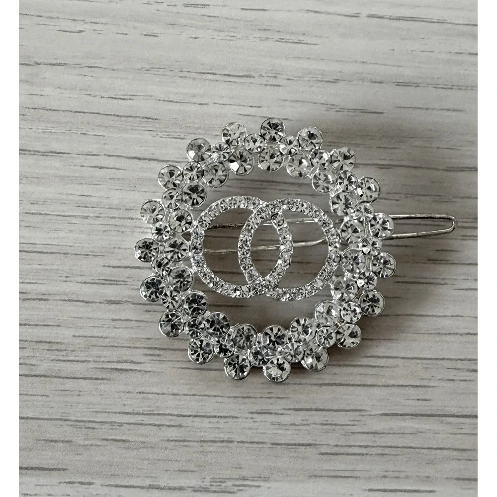 Silver Rhinestone Interlocking Circle Wreath Hair Clip Bobby Pin Slide Barrette